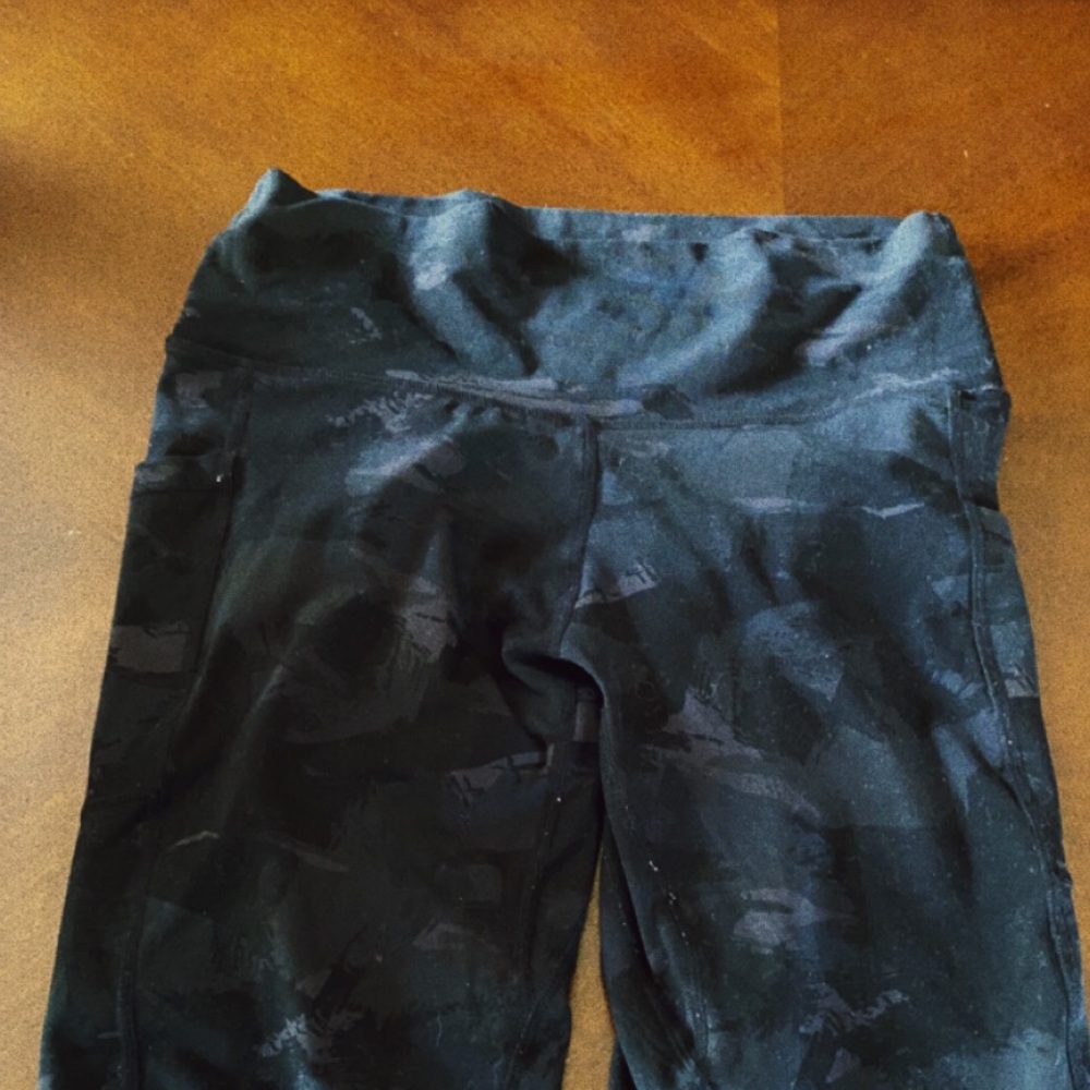 Camo leggings